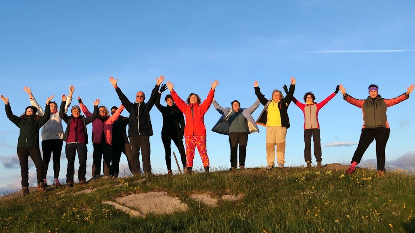 Saluto al sole dal Rifugio La Terza